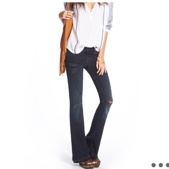 Vigoss Flare Leg Distressed Jeans Size 31” W x 33L ( 11/12 ) NWT - Picture 12 of 15